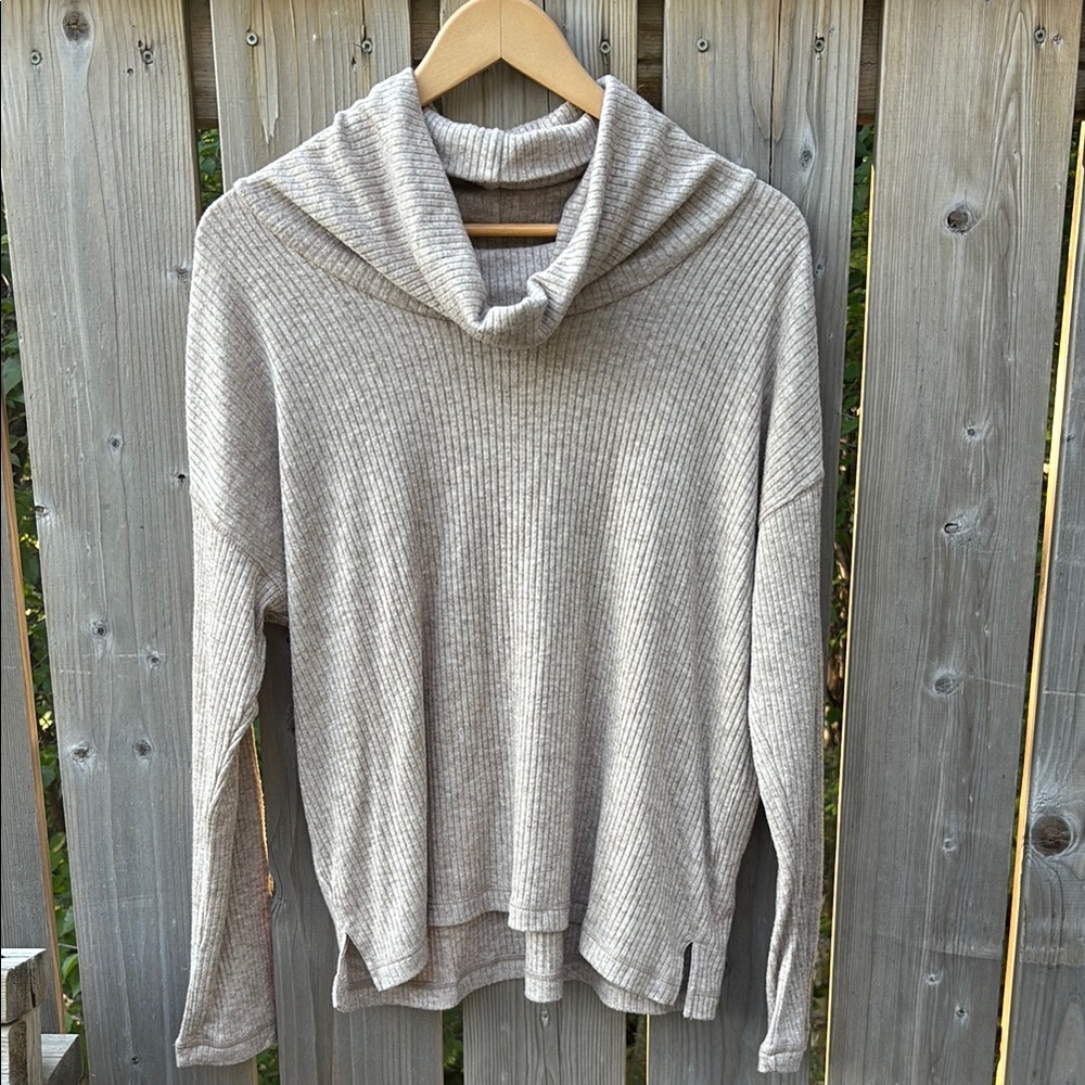 Z Supply Jaziah Rib Cowl Neck Sweater Lightweight Knit - Picture 2 of 11
